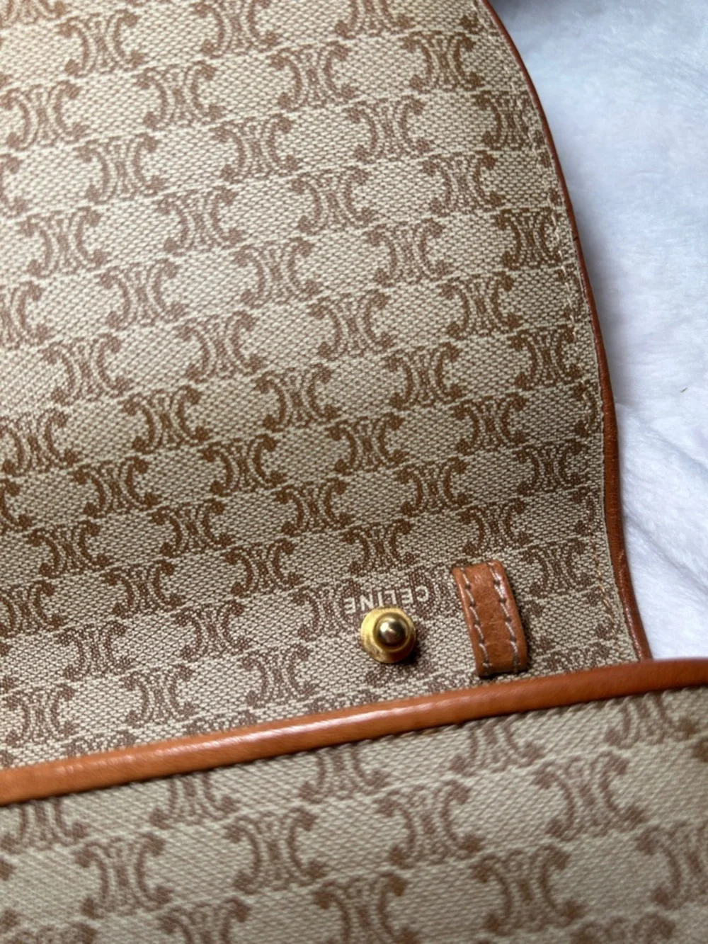 345. Vintage CELINE Macadam PVC and leather beige shoulder bag w/coa - Picture 12 of 14